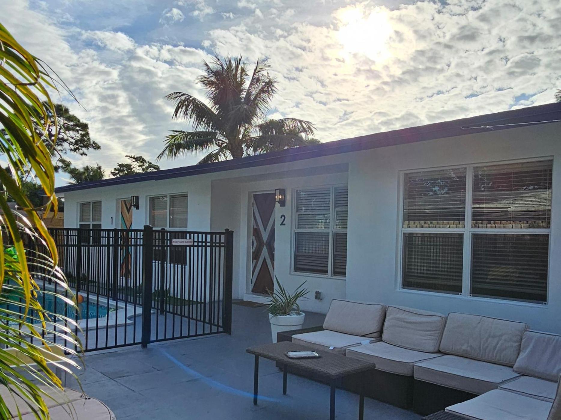 Equipped House W Pool & Patios, Near The Beaches, Prime Location- Ideal For Small Families, Coastal Haven Fort Lauderdale Ngoại thất bức ảnh