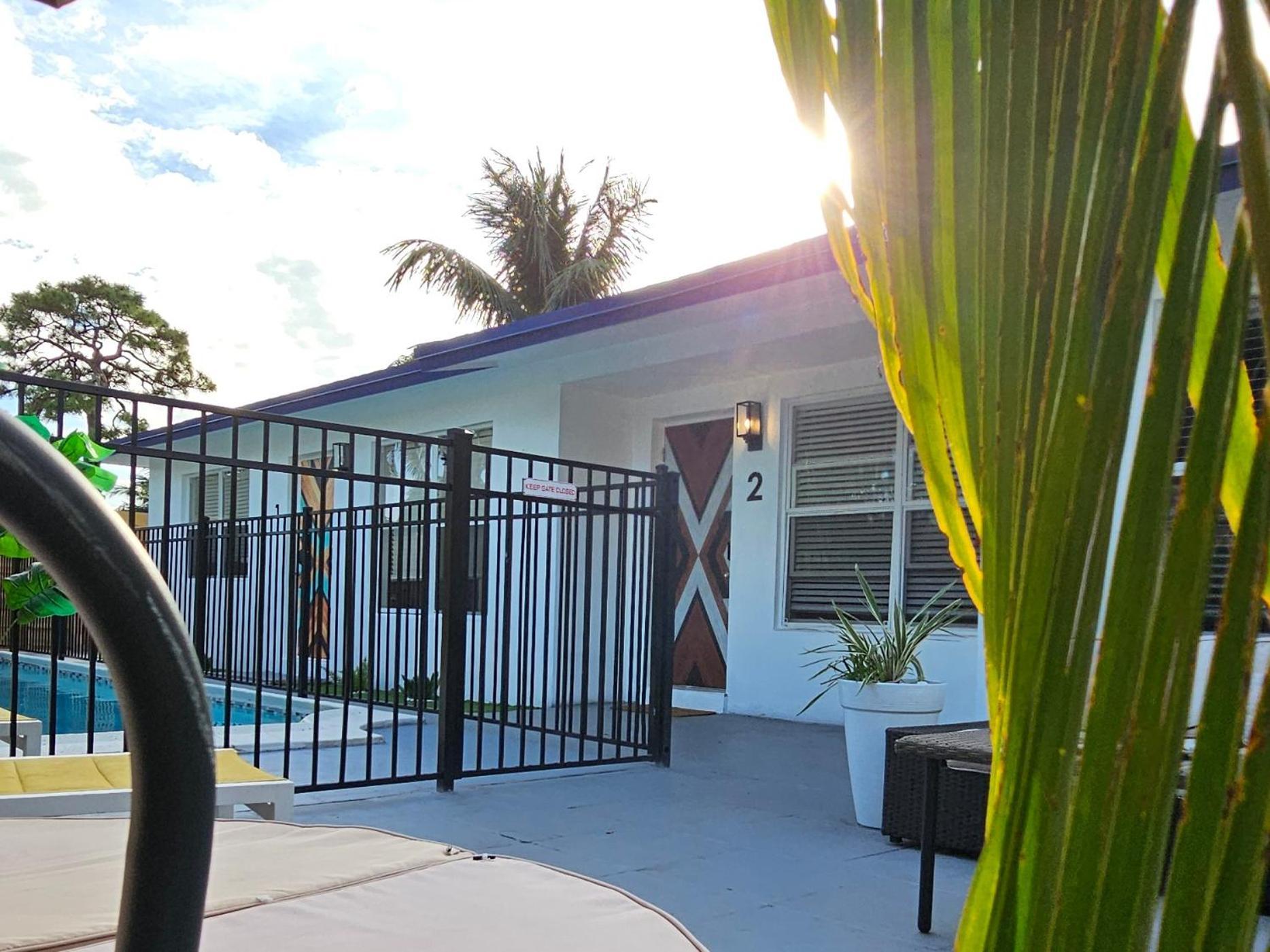 Equipped House W Pool & Patios, Near The Beaches, Prime Location- Ideal For Small Families, Coastal Haven Fort Lauderdale Ngoại thất bức ảnh
